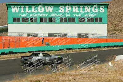 media/Jun-01-2025-CalClub SCCA (Sun) [[eae223c5dd]]/Group 1/Track Event 4/